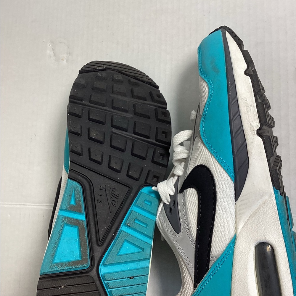 Nike Air Teal and White Sneakers Women sz 6.5 - Picture 10 of 14